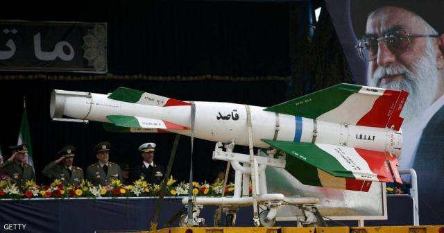 فرنسا تطالب إيران باحترام الاتفاق النووي وتحذر من التصعيد