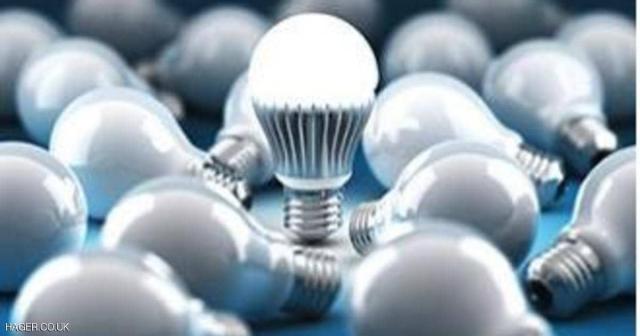 مصابيح الضوء الأزرق خطيرة للغاية.. تجنبها فورا