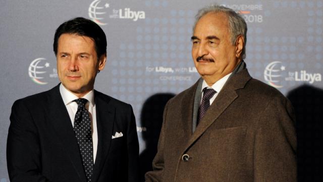 مصادر رسمية: حفتر يجري مباحثات مع رئيس وزراء إيطاليا في روما