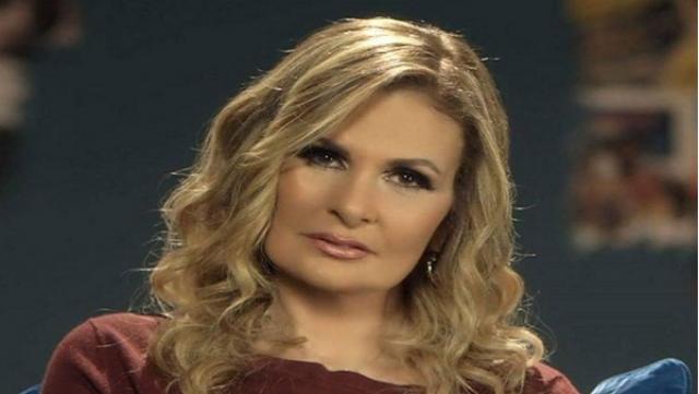 يسرا في ضيافة معرض القاهرة الدولي للكتاب.. اليوم