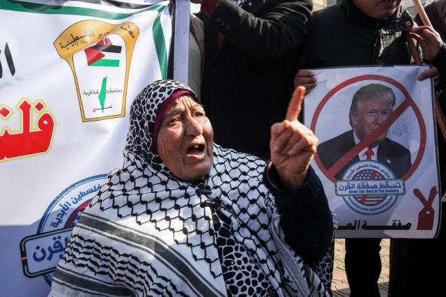 بالفيديو.. احتجاجات فلسطينية قبيل إعلان «صفقة القرن»