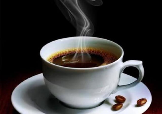 هل شرب القهوة خطر على المراهقين؟.. ونصيحة للأمهات