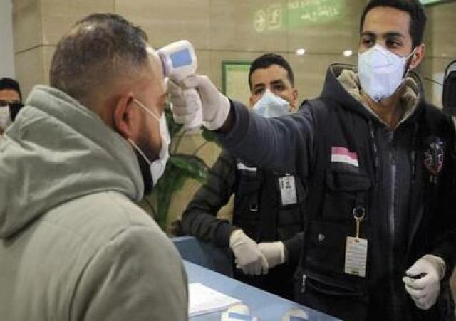 نائبا الطيران والسياحة يتفقدان مطار القاهرة لمتابعة إجراءات مواجهة كورونا