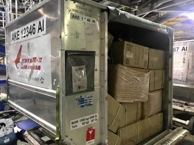 إيطاليا تستقبل كمامات طبية من مصر والصين والهند لمواجهة كورونا