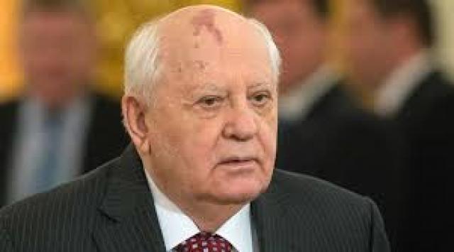 جورباتشوف يدعو إلى إعادة التفكير في السياسة العالمية في خضم أزمة كورونا