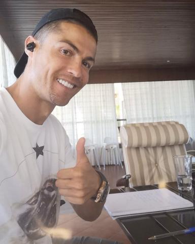 كريستيانو من الحجر الصحي : حان وقت الدراسة