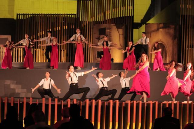 العرض  الفنى بدار الأوبرا المصرية