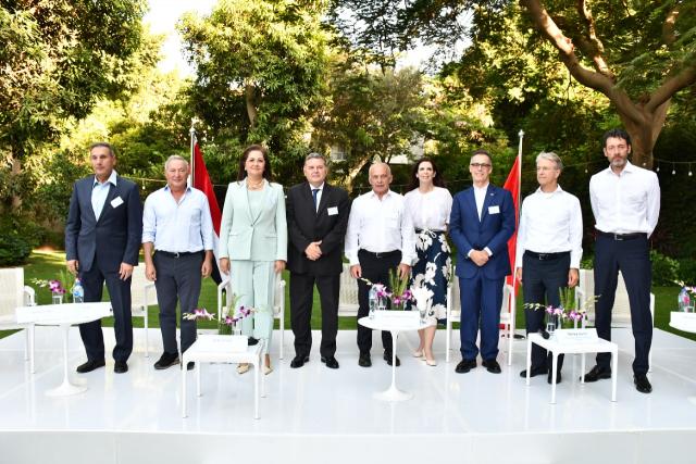 وزيرة التخطيط