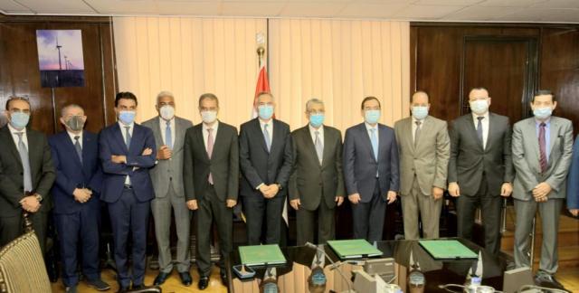 خلال توقيع البروتوكول