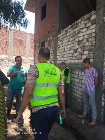 خلال تنفيذ دخول المياه لعدد من المنازل بالفيوم