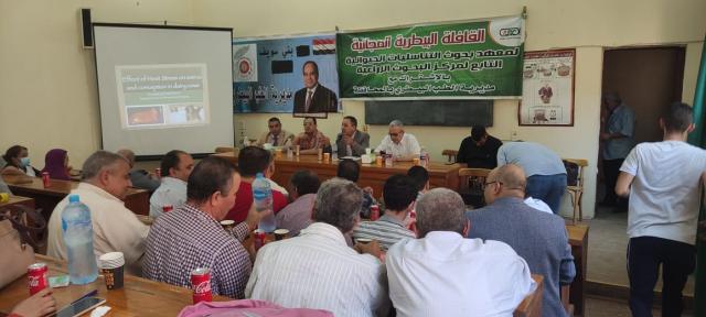 خلال الندوة