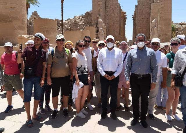 مدبولى خلال الزيارة