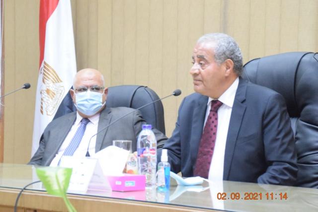 وزير التموين