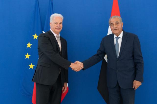 خلال اللقاء