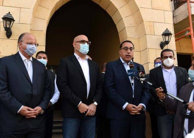 مدبولى خلال الجولة