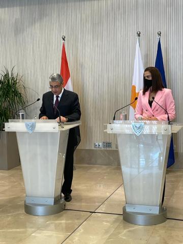 خلال توقيع البروتوكول