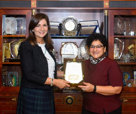 خلال التكريم