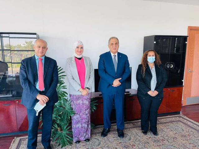 خلال توقيع البروتوكول