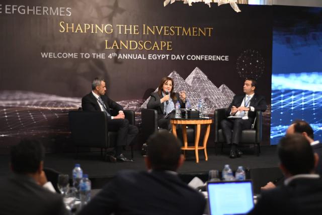 خلال مشاركة وزيرة التخطيط فى القمة