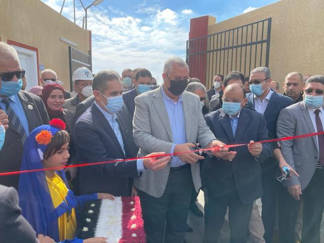 خلال الافتتاح