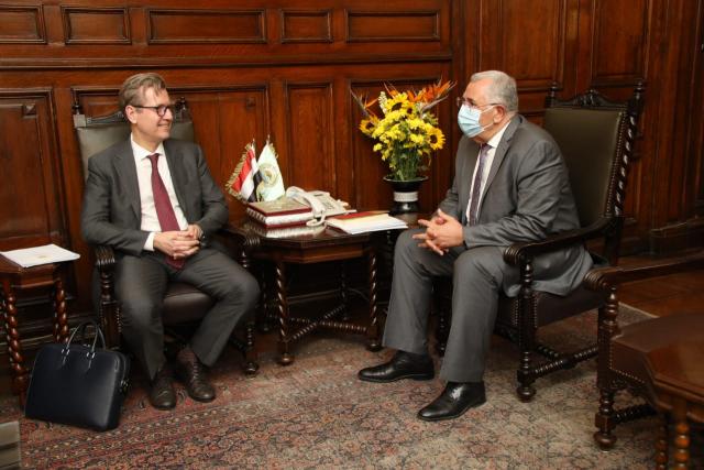 القصير” ونائب وزير الزراعة الروسي يبحثان التعاون الزراعي بين البلدين