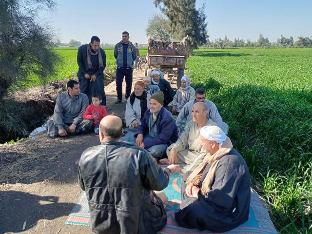 خلال المدارس الحقلية