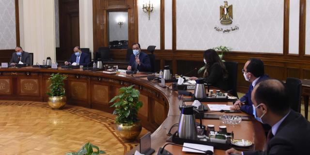 خلال الاجتماع