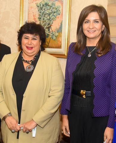 وزيرا للثقافة والهجرة