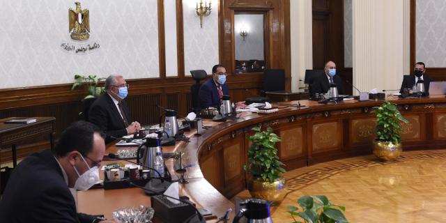 رئيس الوزراء يتابع الموقف التنفيذي لمشروعات تنمية الريف المصري