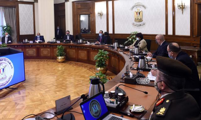 خلال الاجتماع