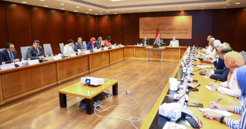 وزراء السياحة  والتنمية المحلية والبيئة يواصلون مناقشة استعدادات استضافة مصر لمؤتمرتغير المناخ  ”COP 27”