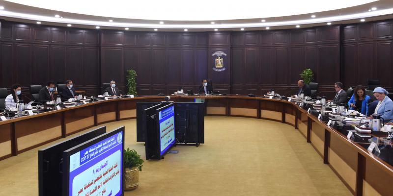 رئيس الوزراء يترأس الاجتماع التاسع للجنة العليا المعنية بالتحضير لاستضافة مصر للدورة الـ27 لمؤتمر تغير المناخ
