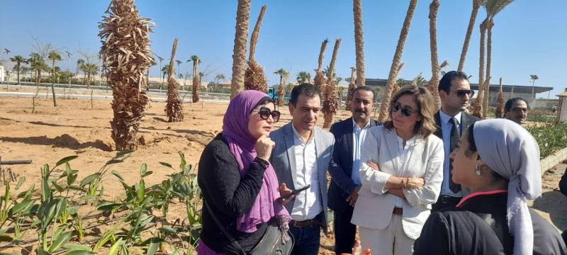 في لقاء مع محافظ جنوب سيناء.. وزيرة الثقافة تتابع استعدادات الوزارة للمشاركة بقمة المناخ