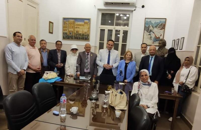 مناقشة ”الترجمة الفورية بين الحاضر والمستقبل” باتحاد كتاب مصر