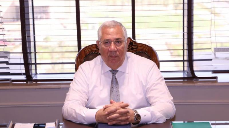 وزير الزراعة يوجه بتدقيق حصر المساحات المنزرعة فعليا لوصول دعم الاسمدة لمستحقيه