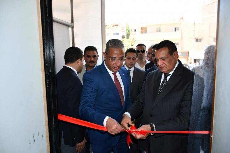 الوزير يفتتح