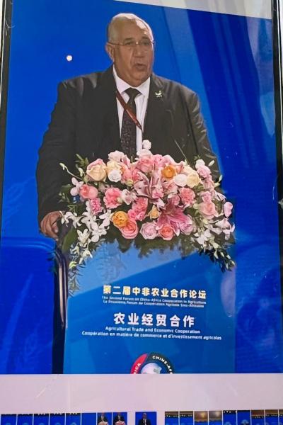 وزير الزراعة متحدثا رئيسيا أمام جلسة التجارة والاستثمار بالمنتدى الصينى الافريقي الزراعي