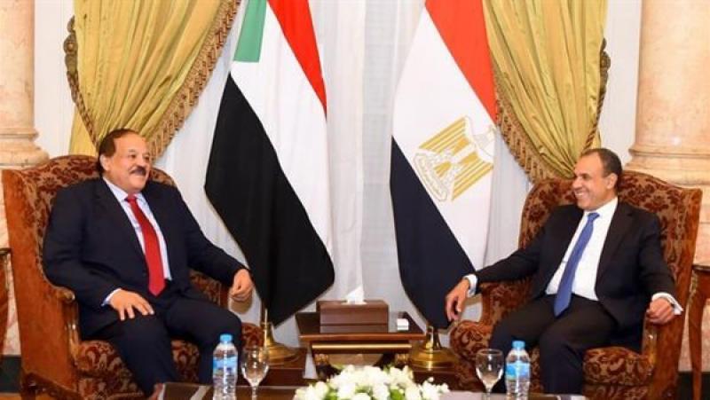 وزير الخارجية يستقبل نظيره السوداني الجديد