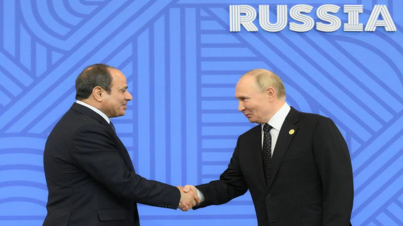 مصر تشيد بمشروعات روسية عملاقة على أراضيها