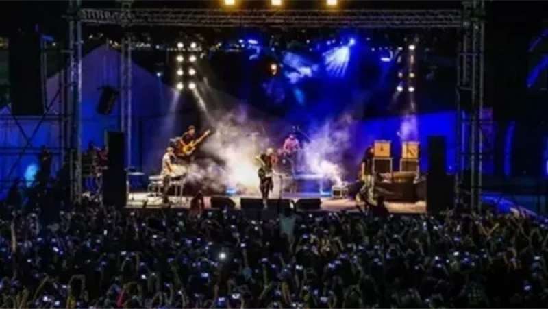 تجهيزات خاصة لحفلات رأس السنة بساقية الصاوي