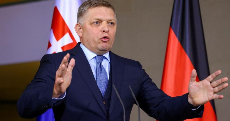 وزير دفاع سلوفاكيا: أوكرانيا ستتخلي عن جزء من أراضيها