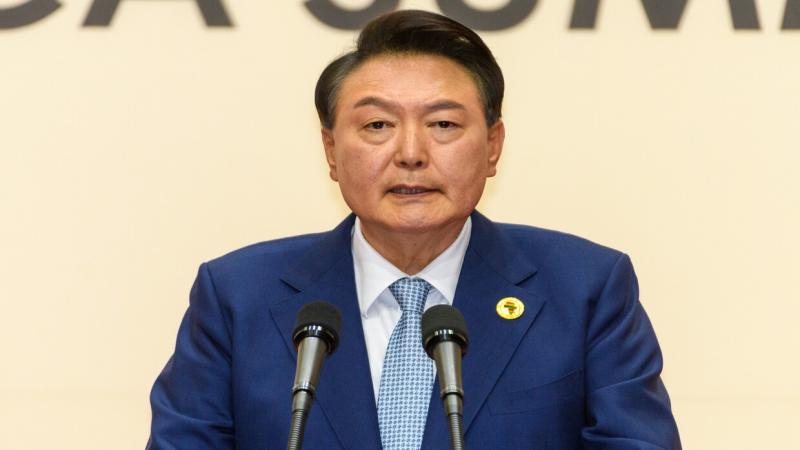 عاجل.. نقل الرئيس الكوري الجنوبي يون إلى زنزانة انفرادية