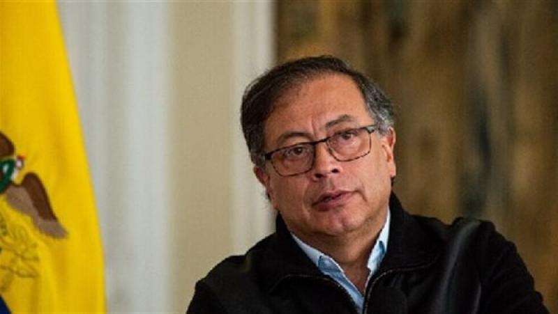 عاجل.. رئيس كولومبيا يدعو الحكومة لتقديم استقالتها