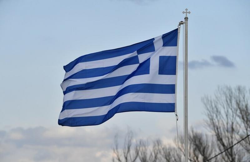 المعارضة اليونانية تتهم رئيس الوزراء بالكذب حول روبوتات الويب الروسية