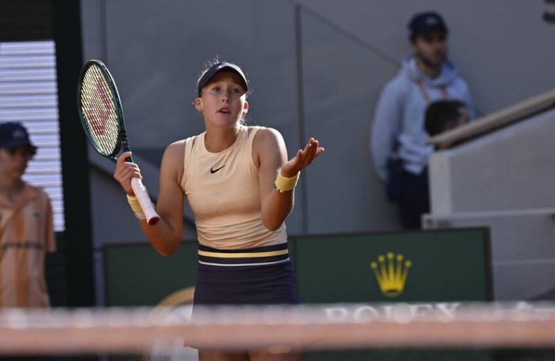 بعد إنهاء سلسلة انتصاراتها.. لاعبة تنس روسية تبلغ 17 عاما تشكو من إهانات الجماهير