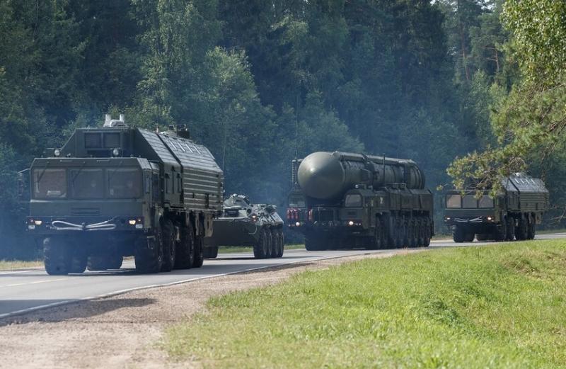 منظومة صواريخ يارس النووية الروسية العابرة للقارات تنفذ مناورات قتالية مكثفة