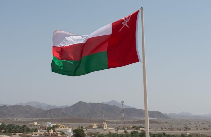 إعلام إيراني يكشف عن وفود المفاوضات الإيرانية الأمريكية في عُمان