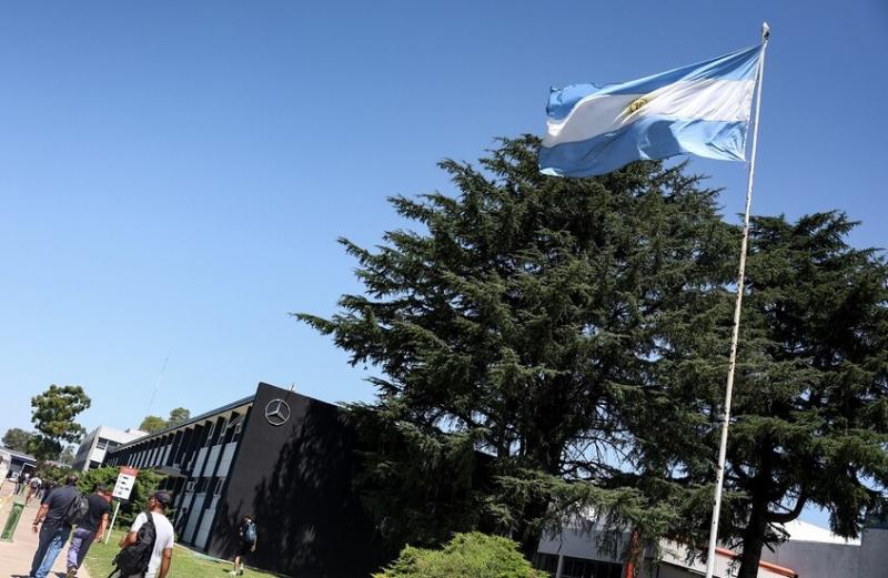 زيارة مسؤول إيراني إلى الأرجنتين بتأشيرة سائح تثير غضبا واسعا