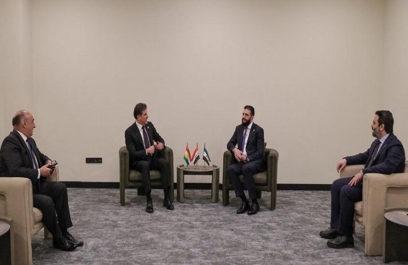 بارزاني والشرع.. التزام مشترك بين العراق وسوريا بمحاربة تنظيم داعش