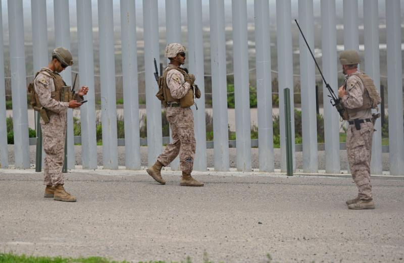 عاجل.. ترامب يأمر الجيش بالانتشار على الحدود الجنوبية